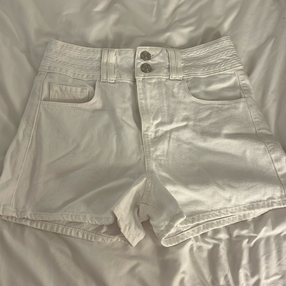 Never worn with tags Frame white jean shorts